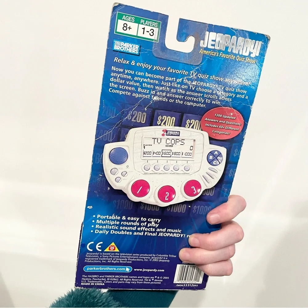 NIB Vintage 2000’s Jeopardy handheld game